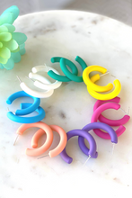 Load image into Gallery viewer, Cindy Color Block Hoops