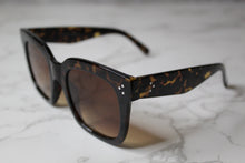 Load image into Gallery viewer, Cece Classic Sunglasses
