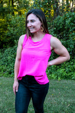 Load image into Gallery viewer, Kelly Sleeveless Frocket Top
