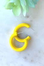 Load image into Gallery viewer, Cindy Color Block Hoops
