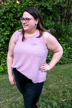 Load image into Gallery viewer, Kelly Sleeveless Frocket Top
