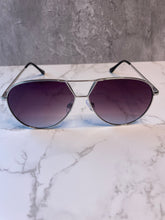 Load image into Gallery viewer, Malia  Aviator Sunglasses
