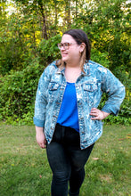 Load image into Gallery viewer, Ivy Pink &amp; Red Toned Top
